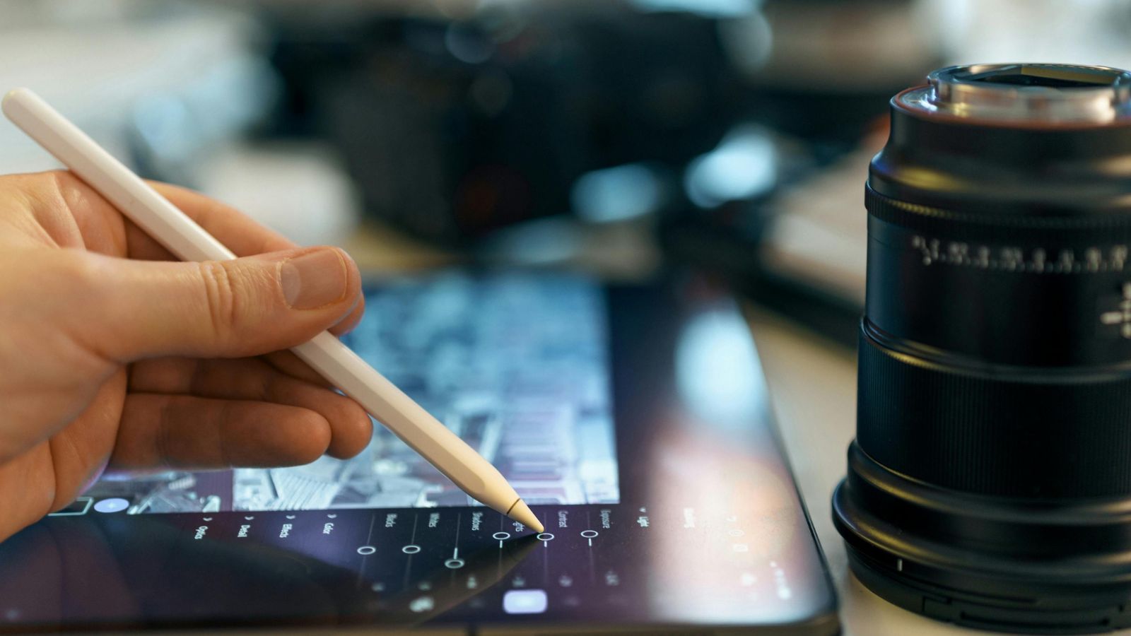 Anonpostedhere: Understanding Anonymous Content in the Digital Age